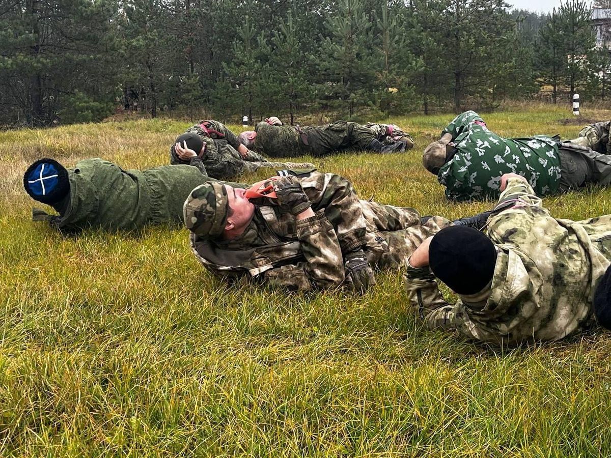 Практическое занятие на военно-полевых сборах Северо-Западного войскового казачьего общества